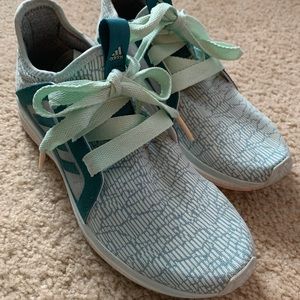 Women’s Adidas Bounce Edge Lux Sneakers